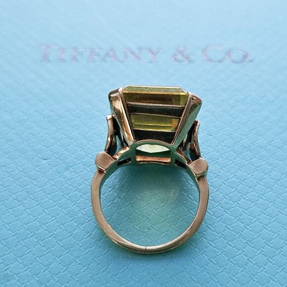 RARE Vintage Tiffany & Co. 18.5 Carats Emeral Cut Citrine 14k Gold Cocktail Ring - Picture 9 of 16